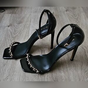 Express Black Patent Leather Chain Strap Heels – Size 10